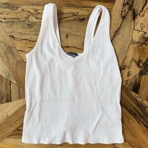Arula White Ribbed V-Neck Cropped Tank Top Size X/A (Plus XL/1X) Seamless